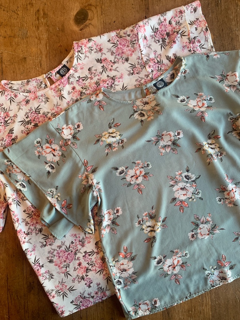bobeau Floral Short Sleeve Top Duo in Sage Green and Blush